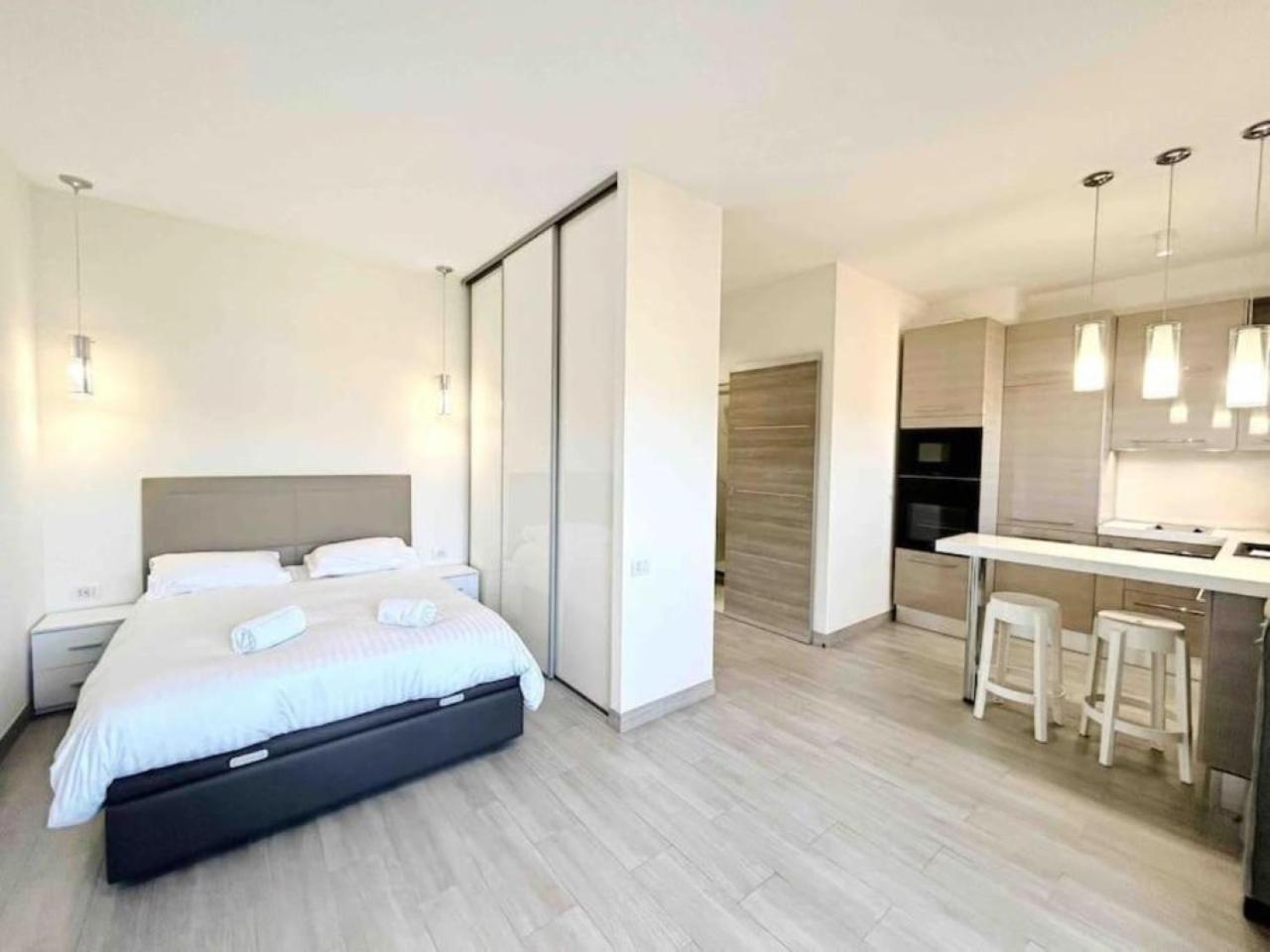Il Gioiello : Apt 2 Pers, Clim, Piscine, Parking Antibes Exterior photo